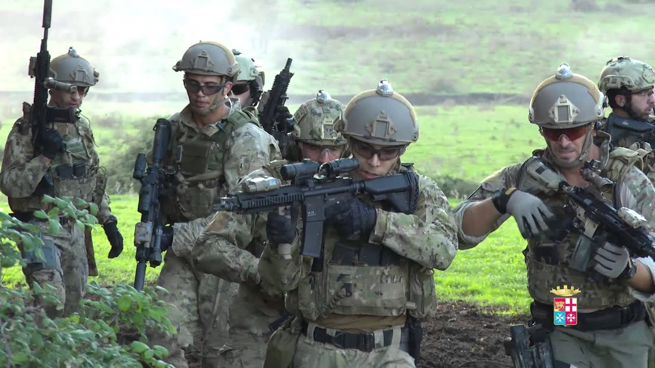 Marina Militare - Gli incursori della Marina si esercitano a Monte Romano