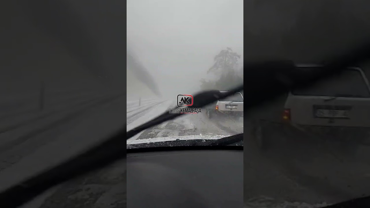 Kemalpaşa Karabel Geçidi'ndeki Dolu Yağışı Trafiği Olumsuz Etkiledi