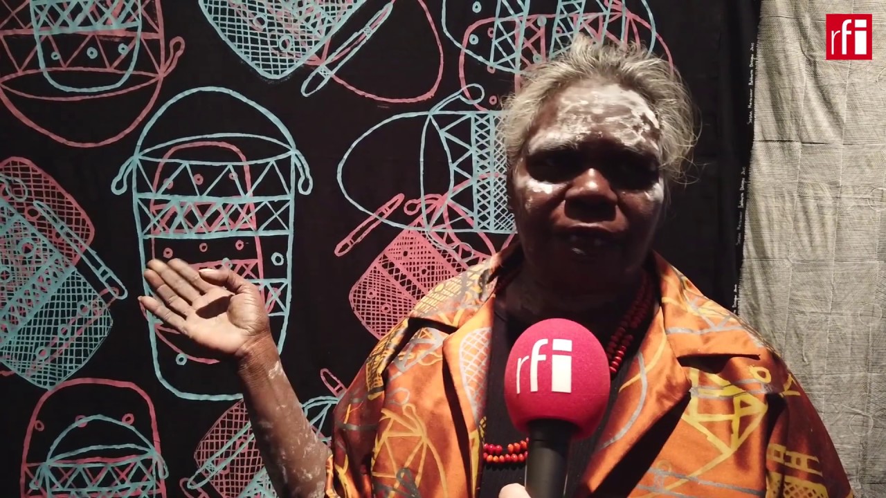 Australian aboriginal artists exhibit works in Paris