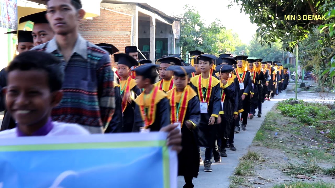 PAWAI TA'ARUF HAFLAH AKHIR SANAH MIN 3 DEMAK TAHUN 2019