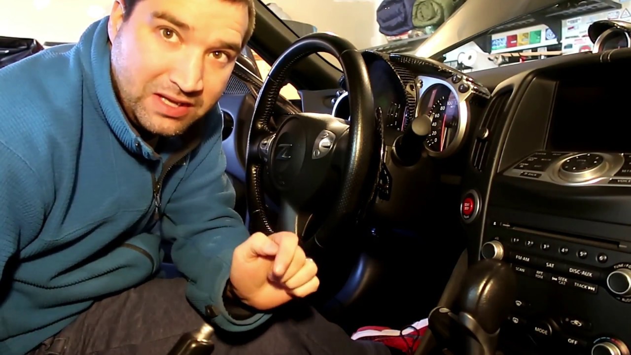 370Z Steering Wheel Removal and Install | VQ Vortex Carbon Fiber Wheel