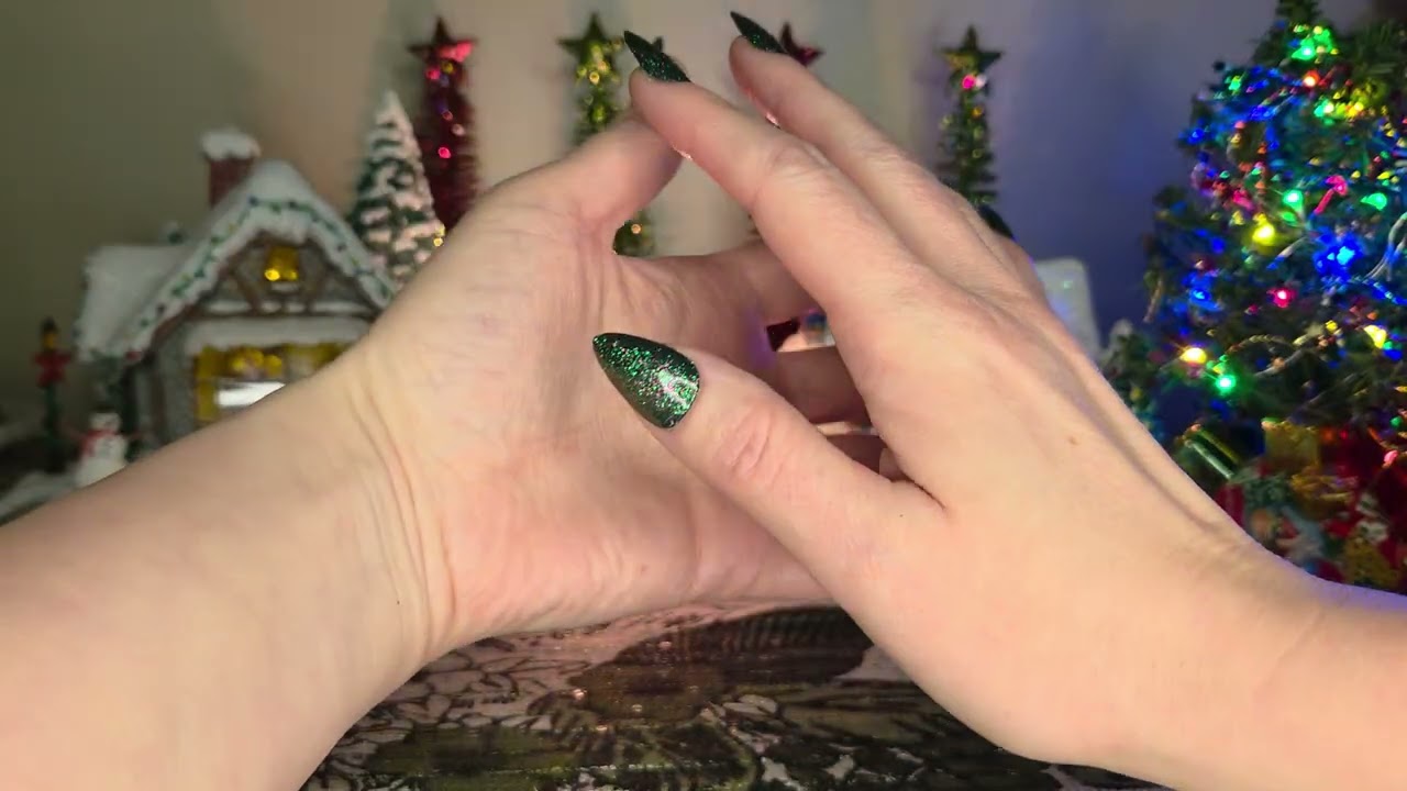 Let me help you relax on Christmas eve 🎄- ASMR (Whispering/ Tapping) 