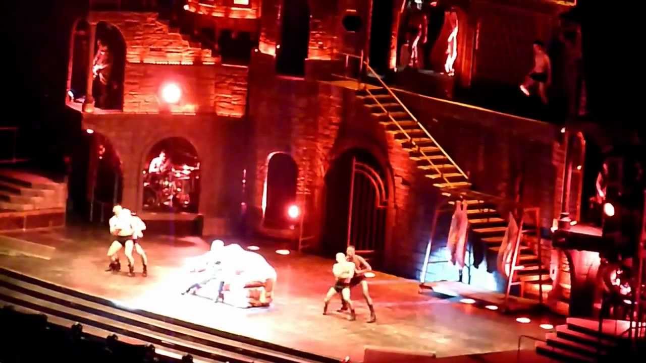 Lady Gaga - Alejandro - Paris Stade de France (Born This Way Ball)