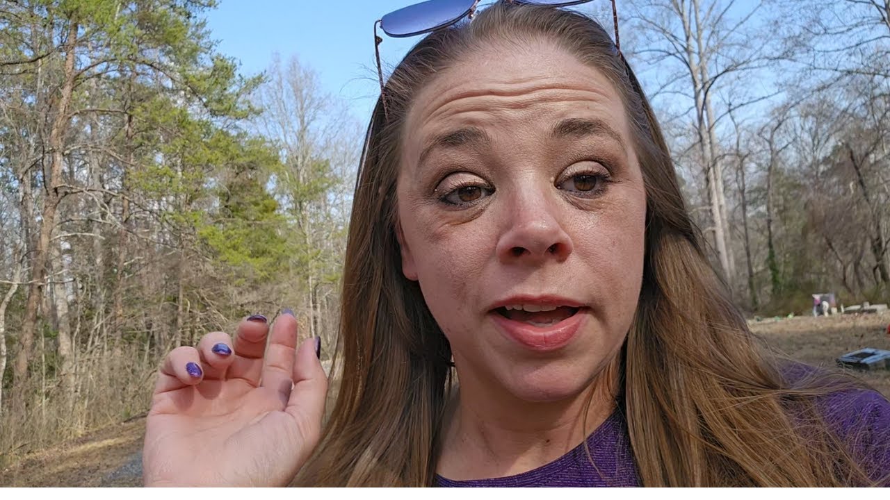 EXPLORE HART CEMETERY WITH ME! HICKORY, BURKE COUNTY NC!