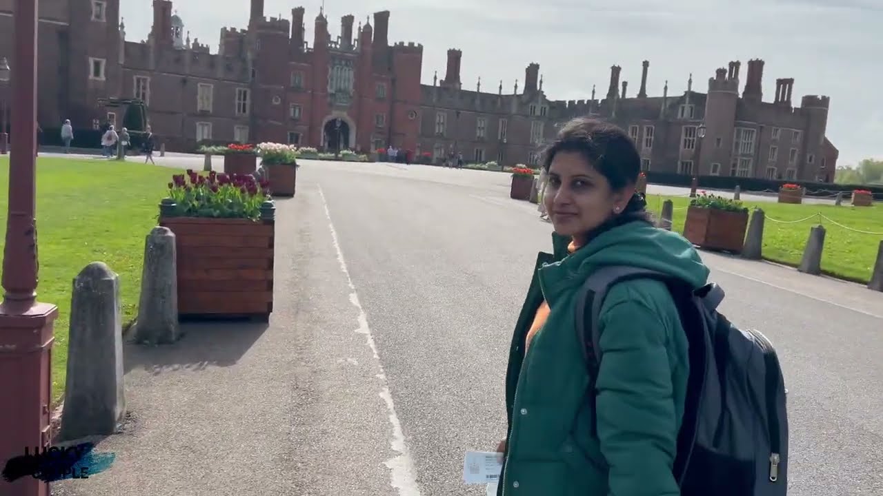 අපි රැජිනට අවුරුදු අරන් ගියා☹️☹️ | hampton court palace | uk traveling