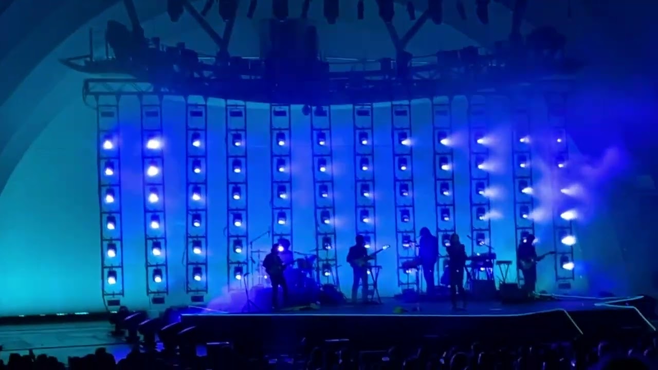 The Neighbourhood Live - Compass