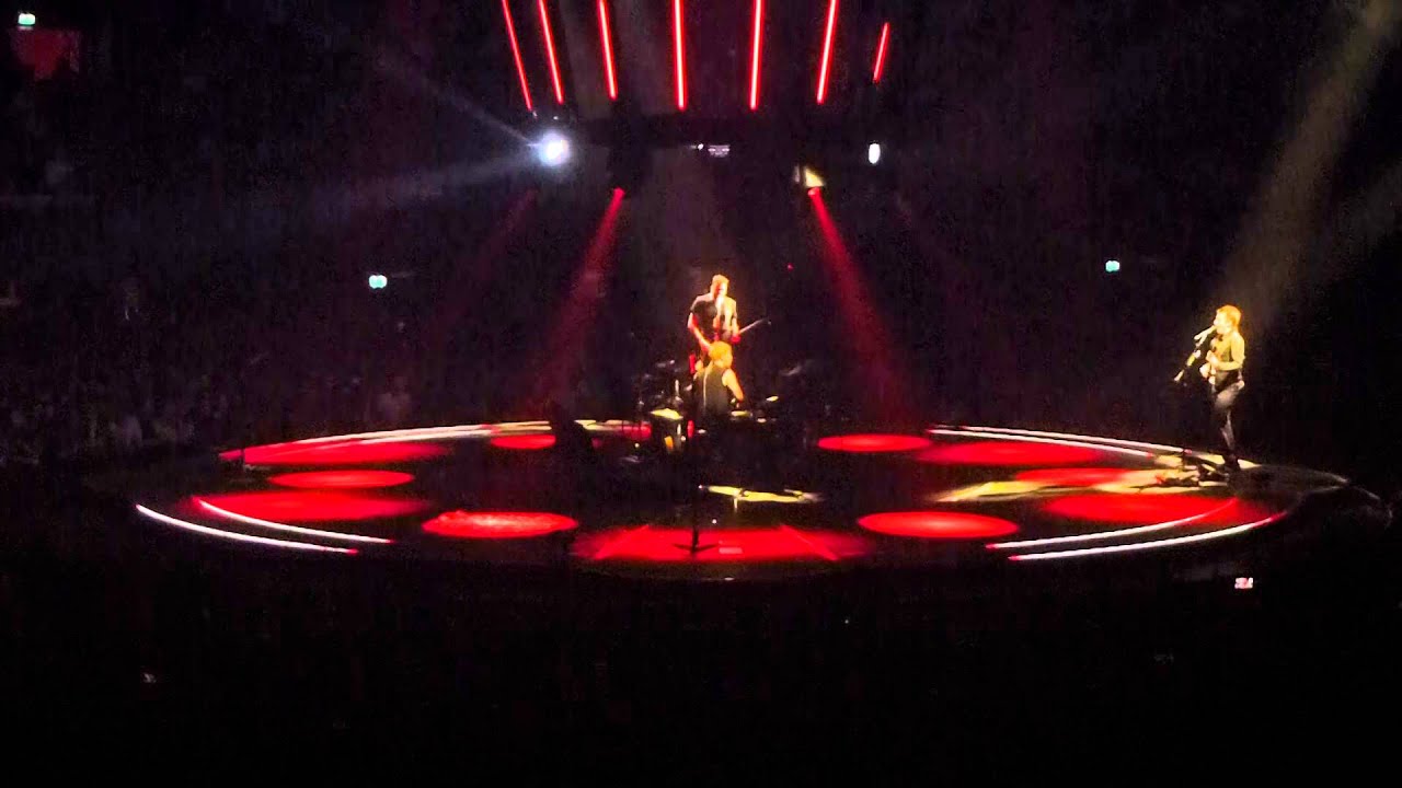 Muse - Revolt @ Ziggo Dome Amsterdam 07/03/2016