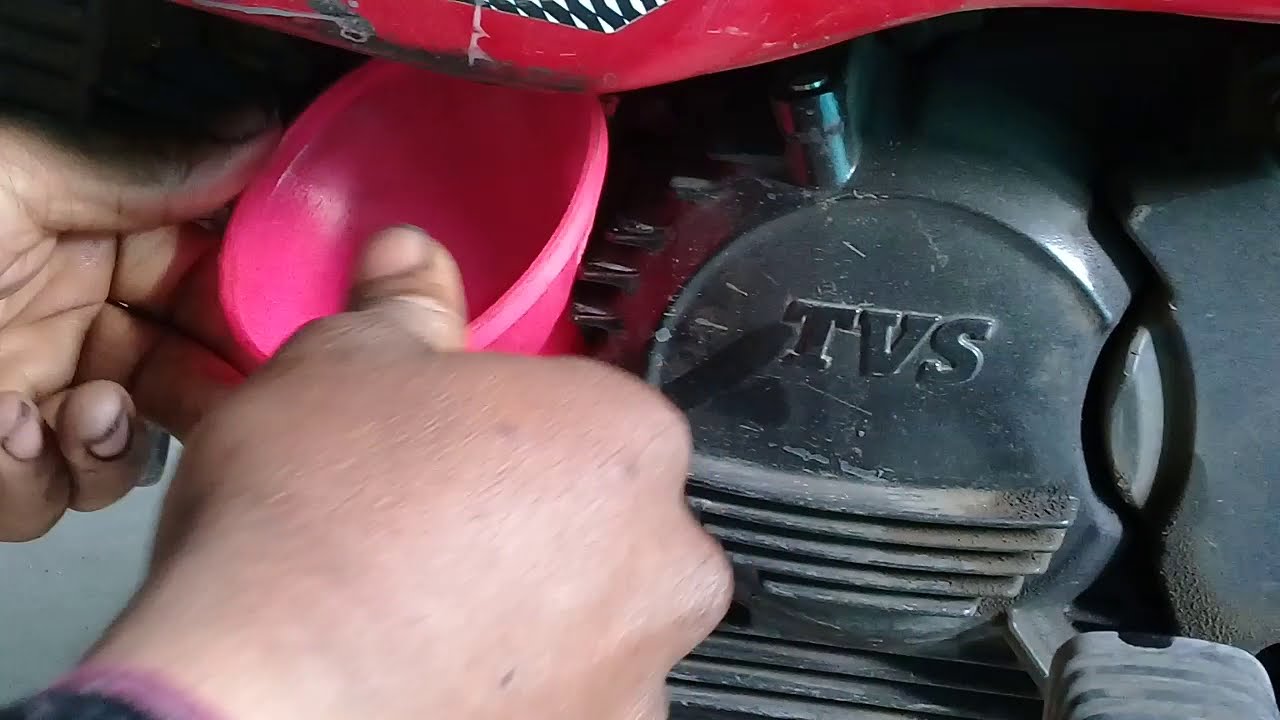 How To TVS XL 100 Engine Oil Change | Tvs Bike Engine Oil Change | Full Information Video At Home.?