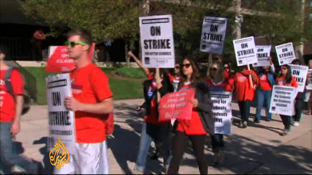 Protests and outrage amid Chicago school closures