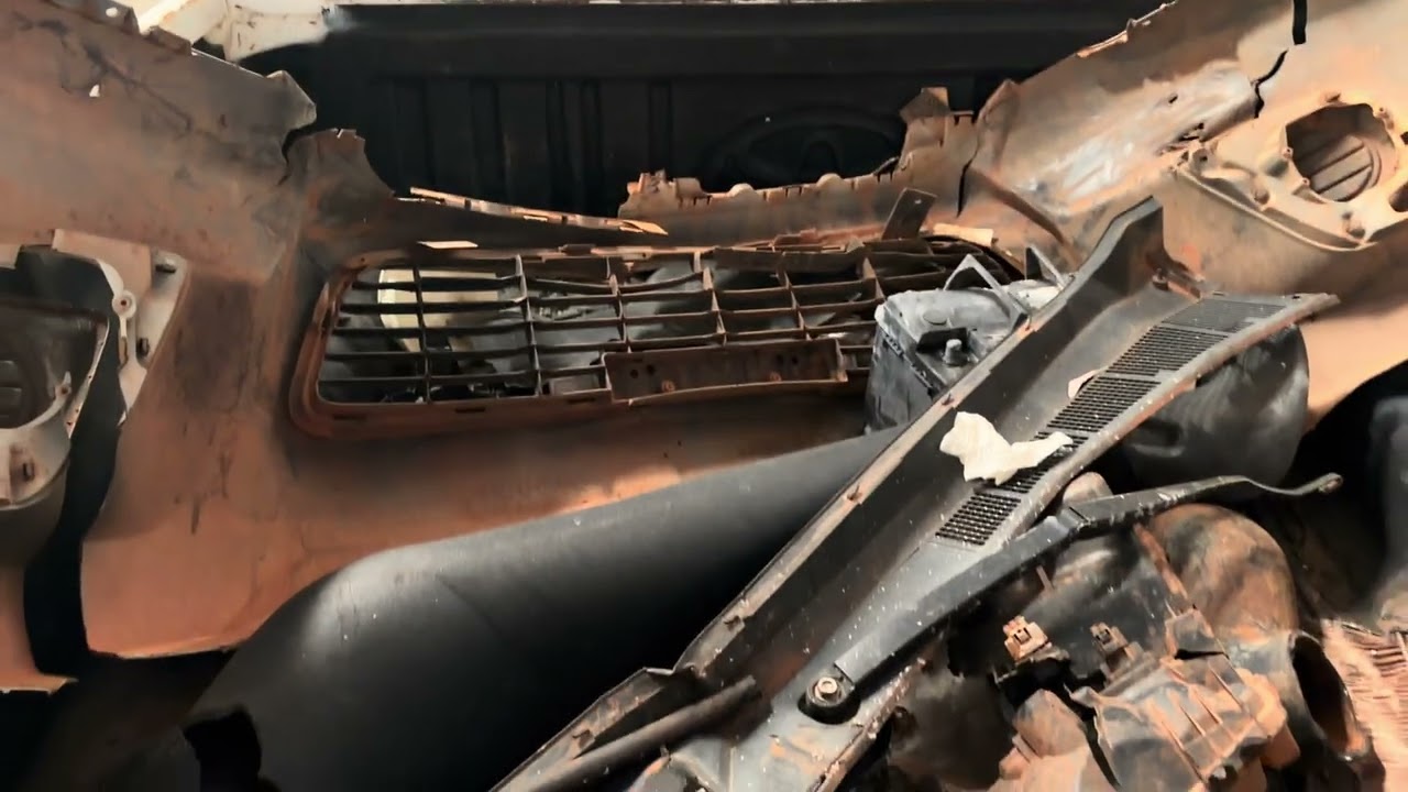 I TOYOTA HILUX CDLOWM4FD 1046841 1772800584026