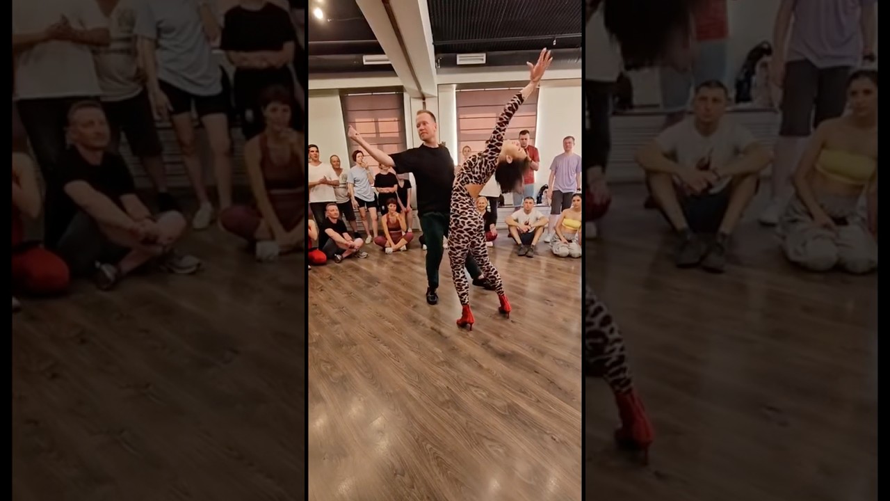 Full video in profile! Our lovely bachata. Let’s do it with us💃🏻🕺 