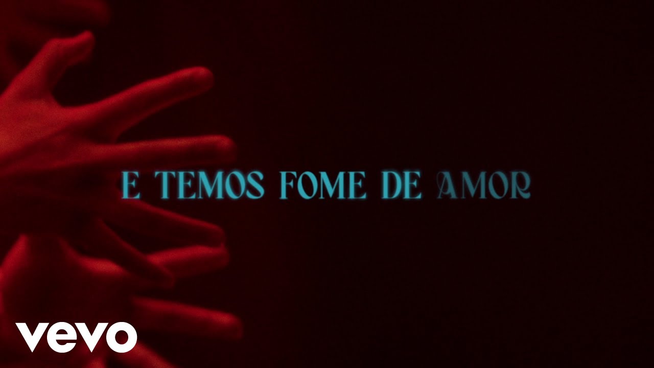 AURORA - Starvation (Portuguese Lyric Video)