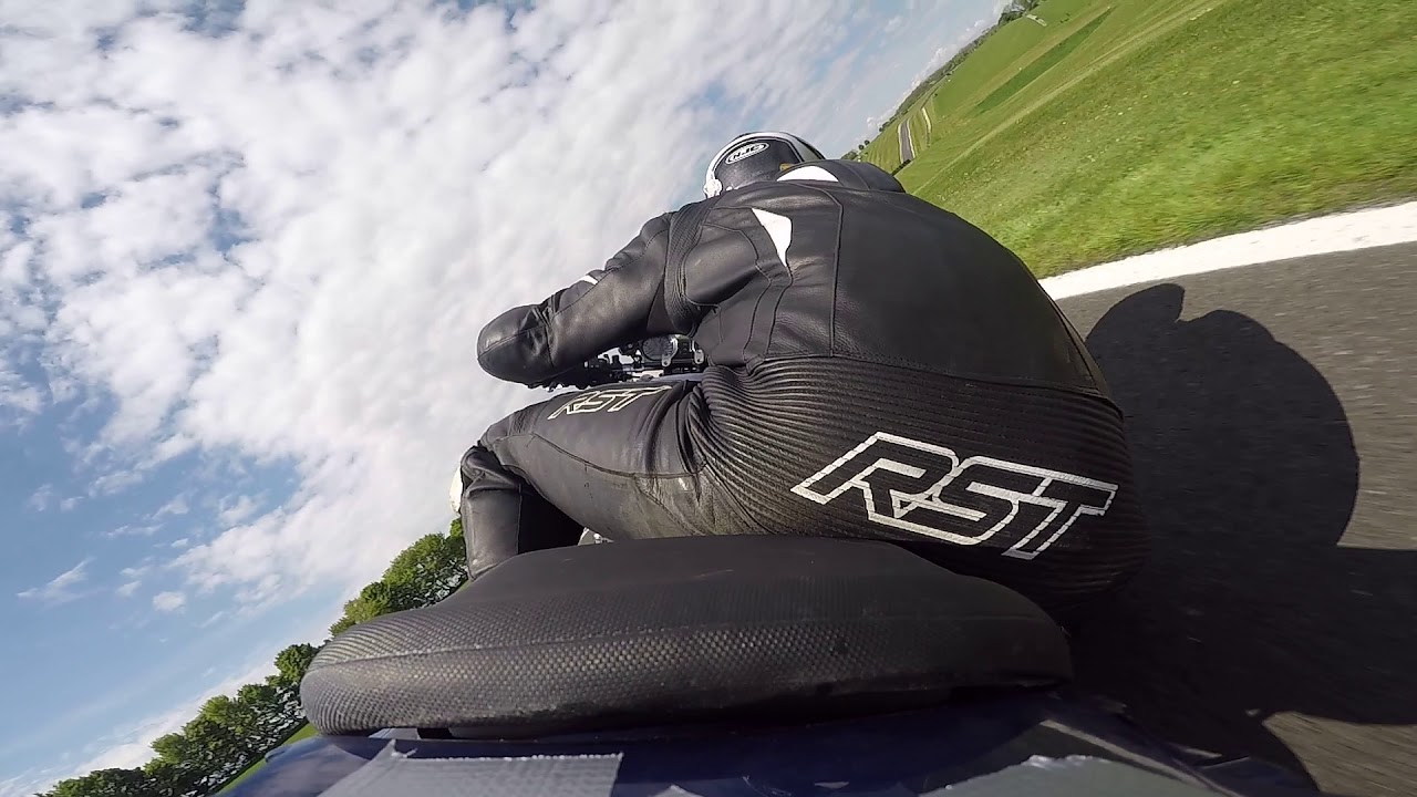 Bandit 600 Cadwell Trackday