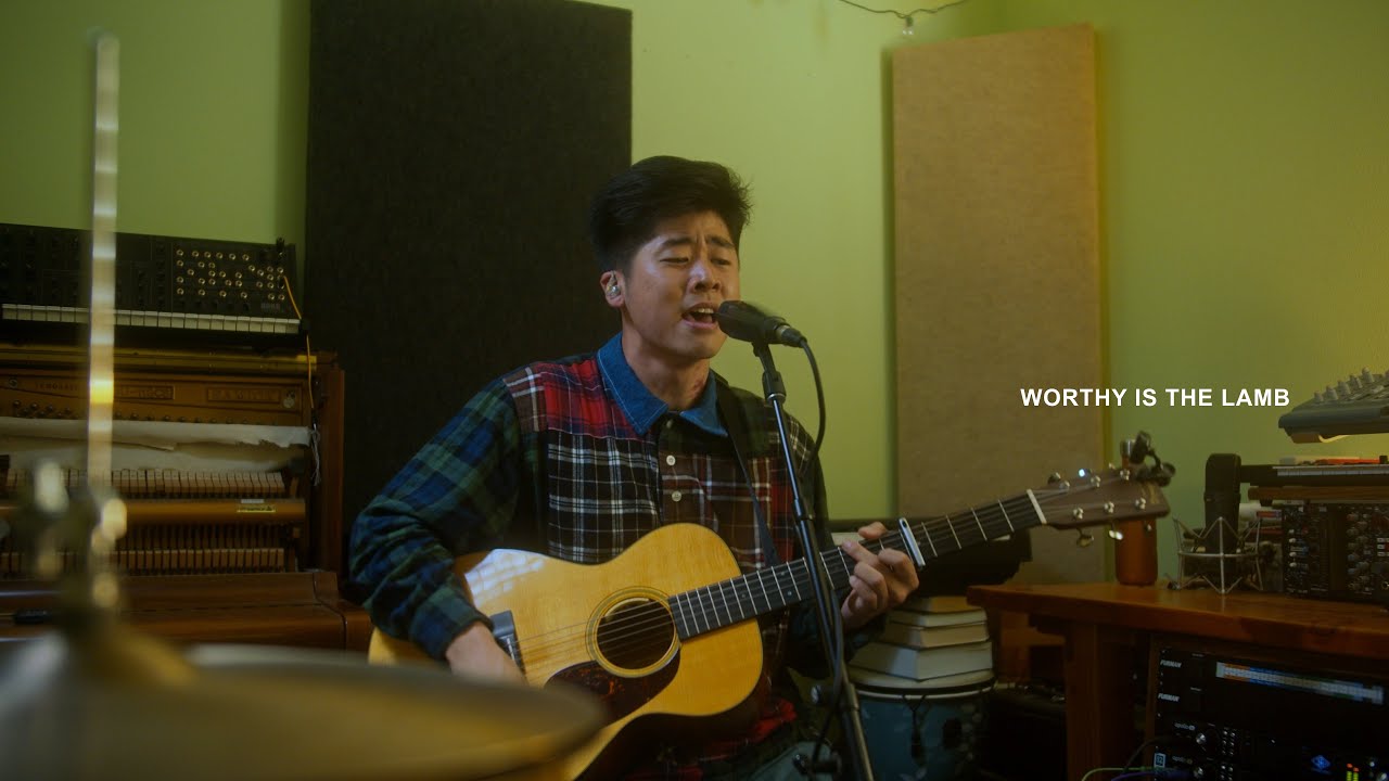 EP30 - Worthy is the Lamb - Hillsong