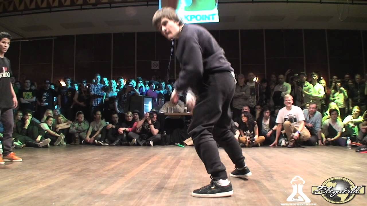 FLEXIBLE FLAV vs MF KIDZ | FLOOR WARS 2012