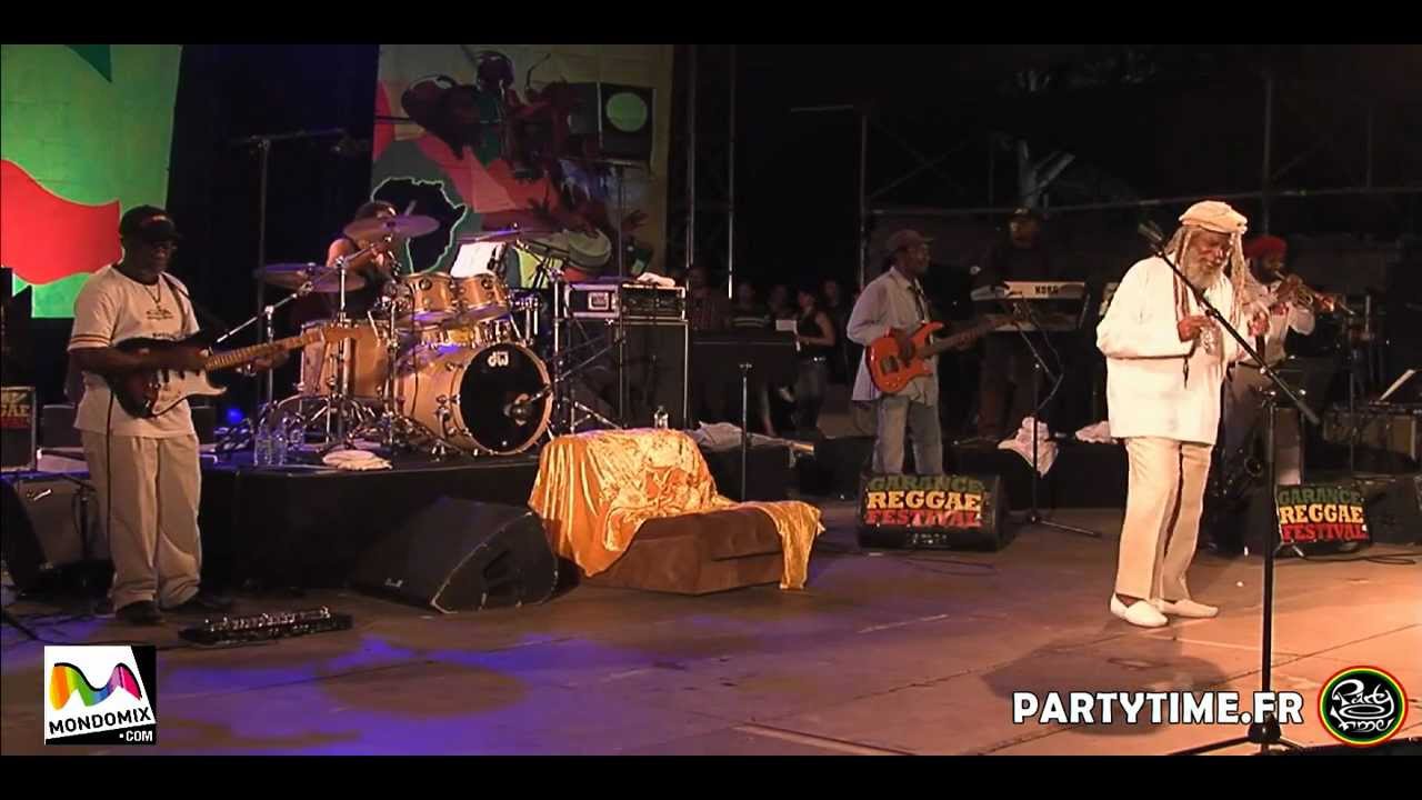 BOB ANDY - LIVE at Garance Reggae Festival 2012 HD by Partytime.fr