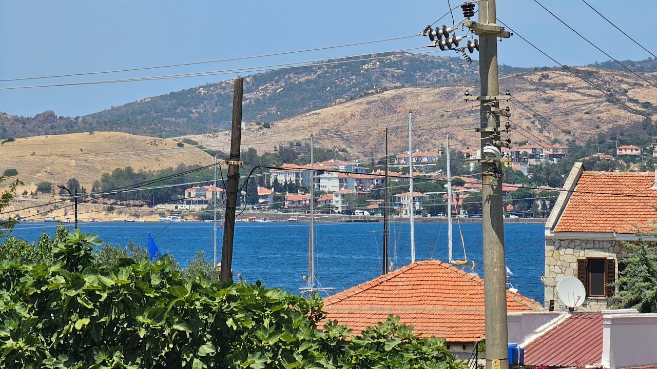 İzmir Eski Fo&ccedil;a&rsquo;da Fiyat D&uuml;şt&uuml;! 🏡 2+1 L&uuml;ks Mobilyalı Deniz Manzaralı Villa  19.500.000 TL 