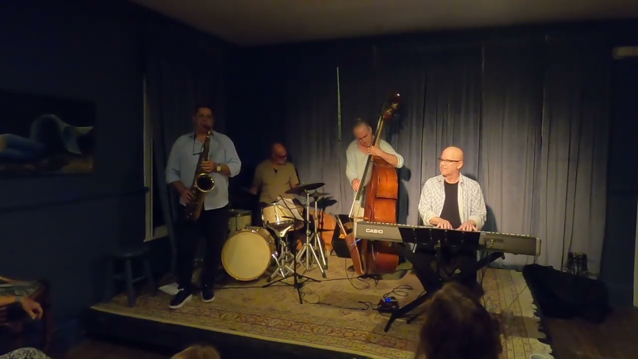 Star Eyes (Comp. by Gene dePaul & Don Raye) w/ Chris Farr, Jim Ridl, Kevin MacConnell, Bob Shomo