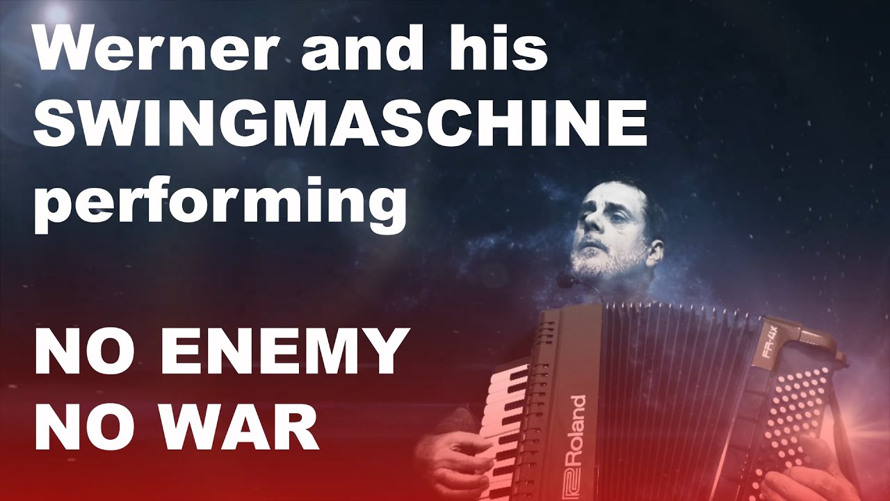 Werner and his Swingmaschine performing 