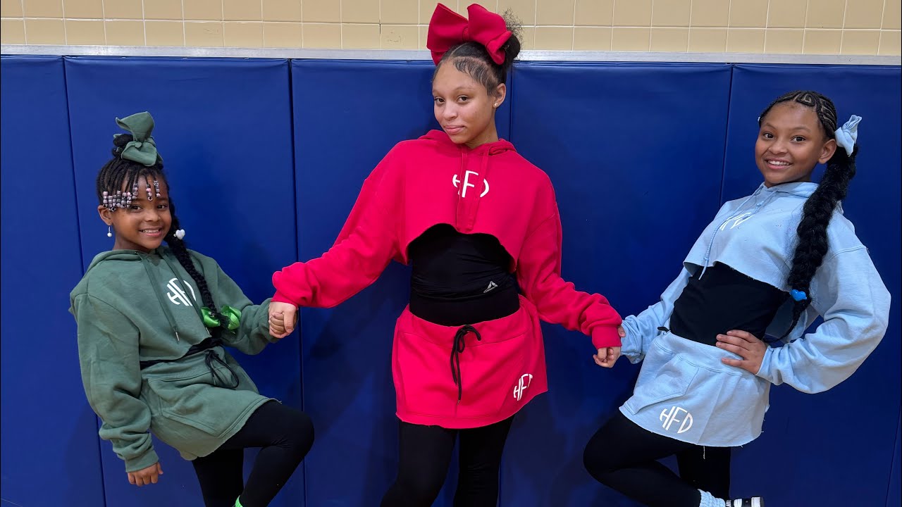 Power puff Girls House of flying dancers 