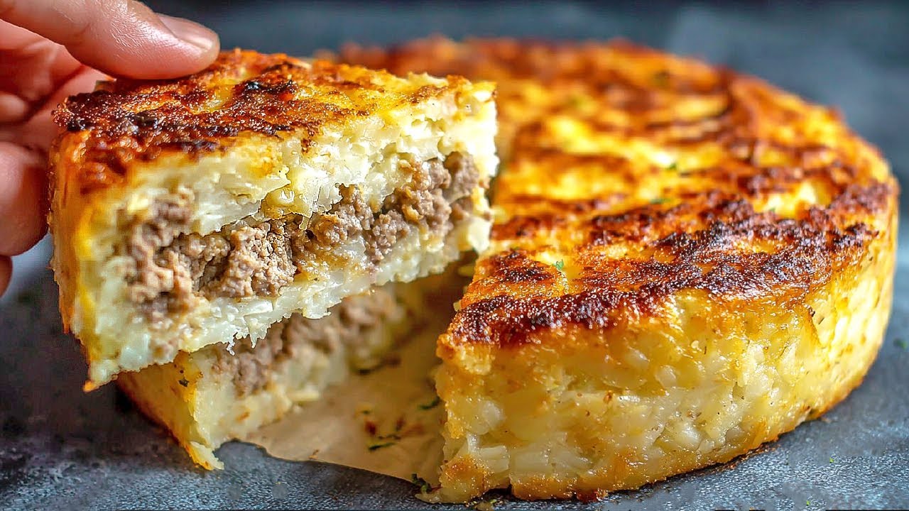 Просто натри 2 картошки и добавь 2 яйца! Фантастический рецепт!