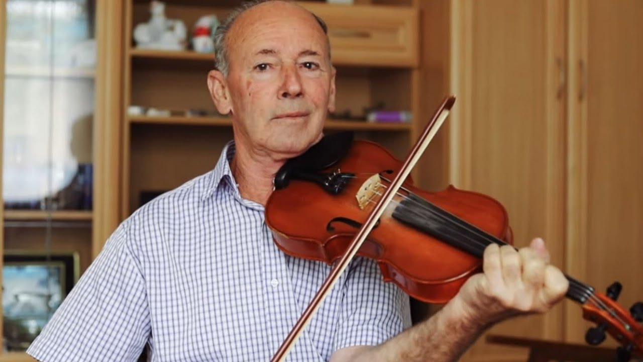 Izudin Osojkić zasvirao kolo na violini 🎻
