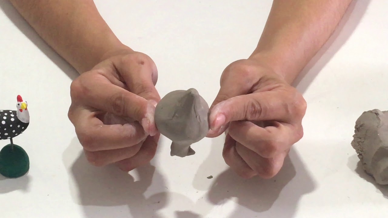 Ateliê Tina Lemos aula 01 modelagem em argila  galinha D’angola