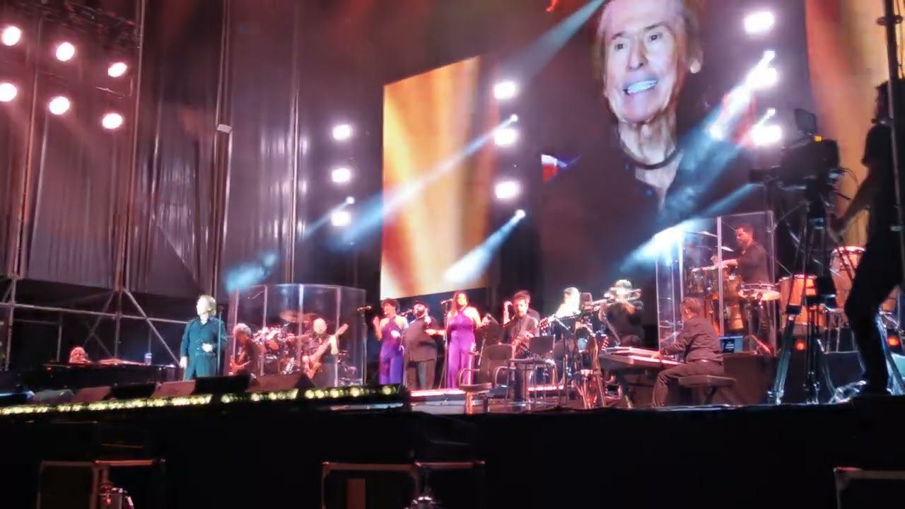 12. Raphael - Mi Gran Noche - concierto Victoria  - Linares 5/10/2024