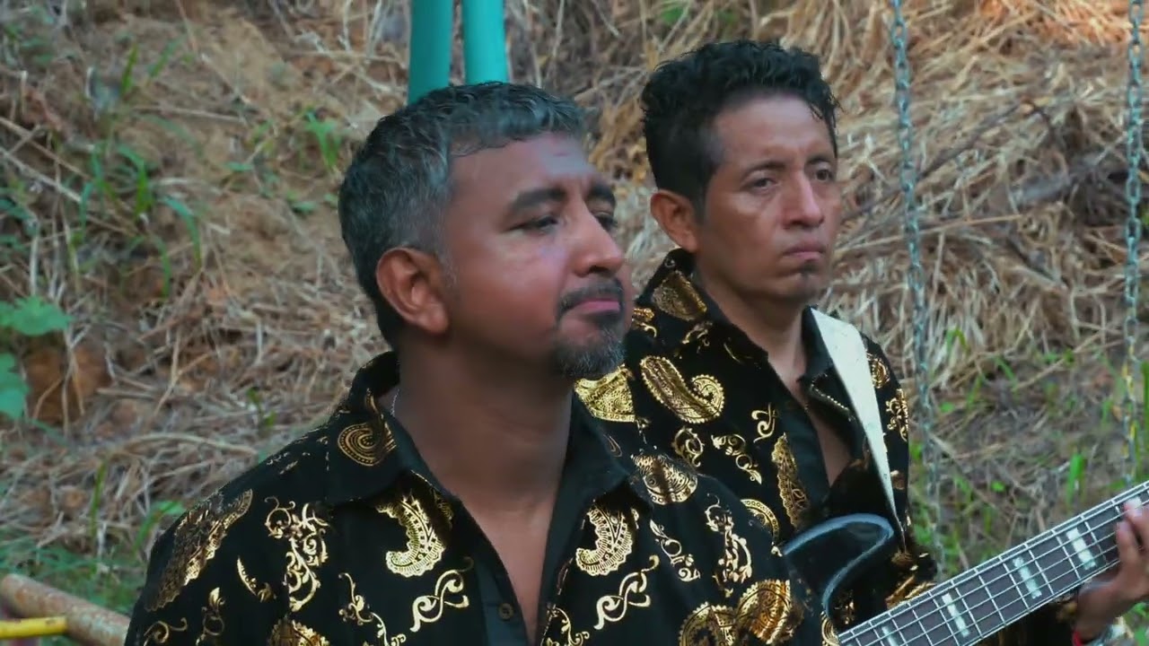 Los Donny's De Guerrero- Corrido De Pantaleon Garcia