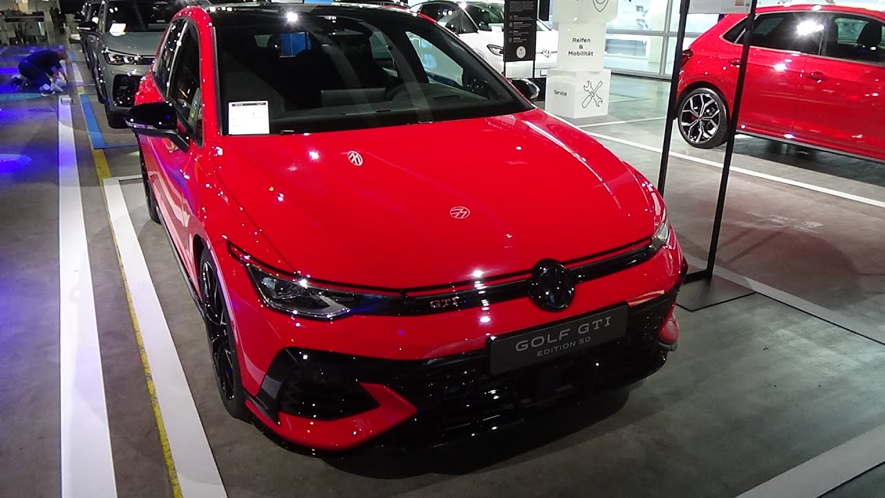 Volkswagen Golf GTI Edition 50 2026 года &mdash; Экстерьер и интерьер &mdash; Автосалон в Цюрихе 2025