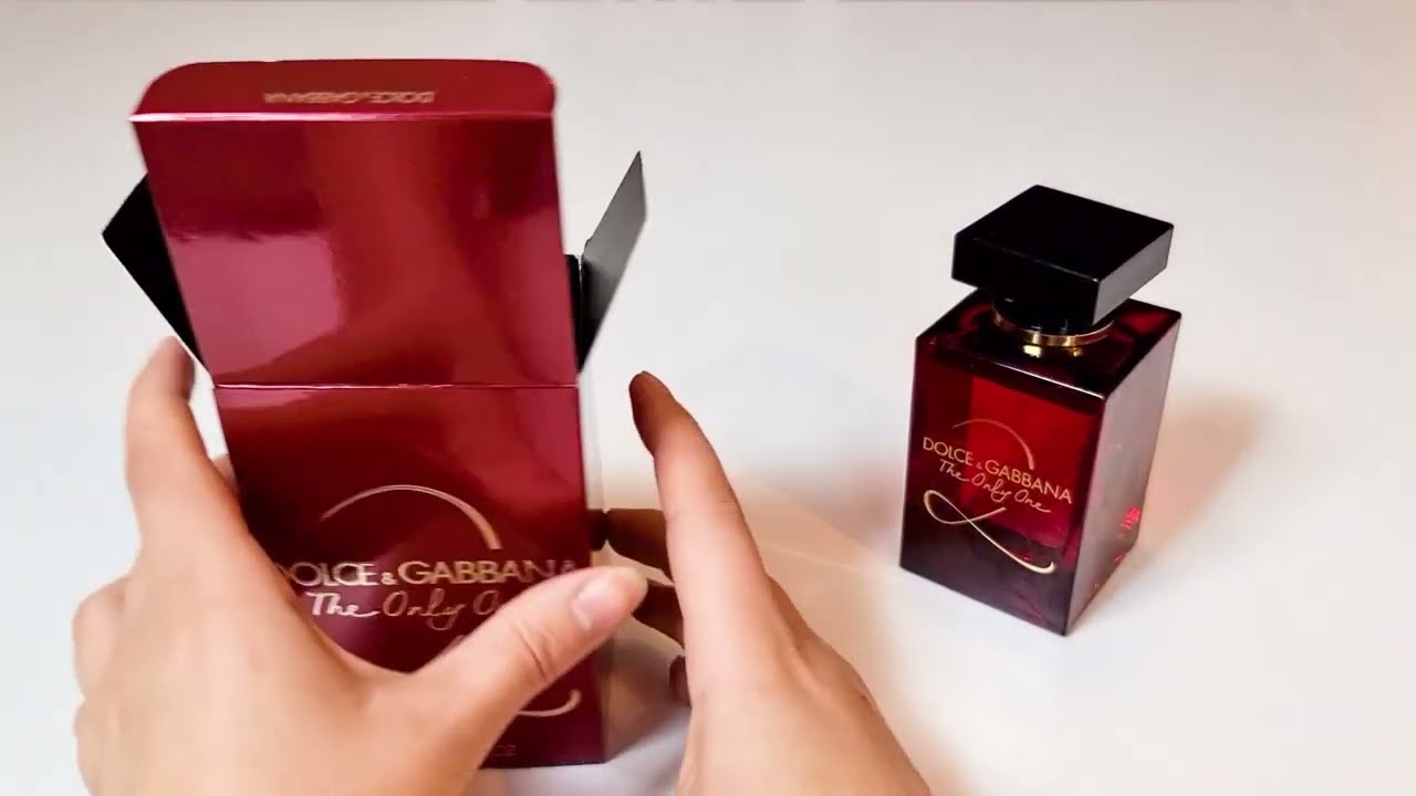 ASMR unboxing oddly satisfying video with Dolce & Gabbana the only one