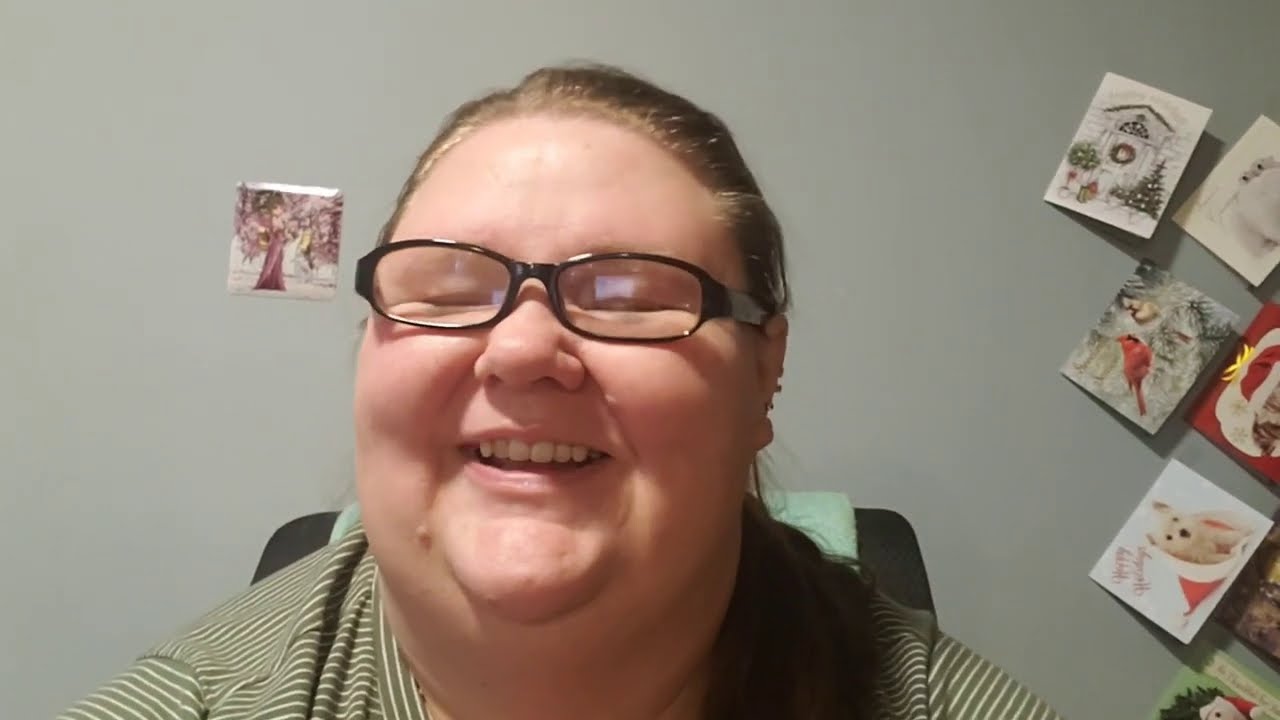 FAMOUS SAUSAGE AND BROCCOLI CASSAROLA 🥦 😋 VLOGMAS DAY 4