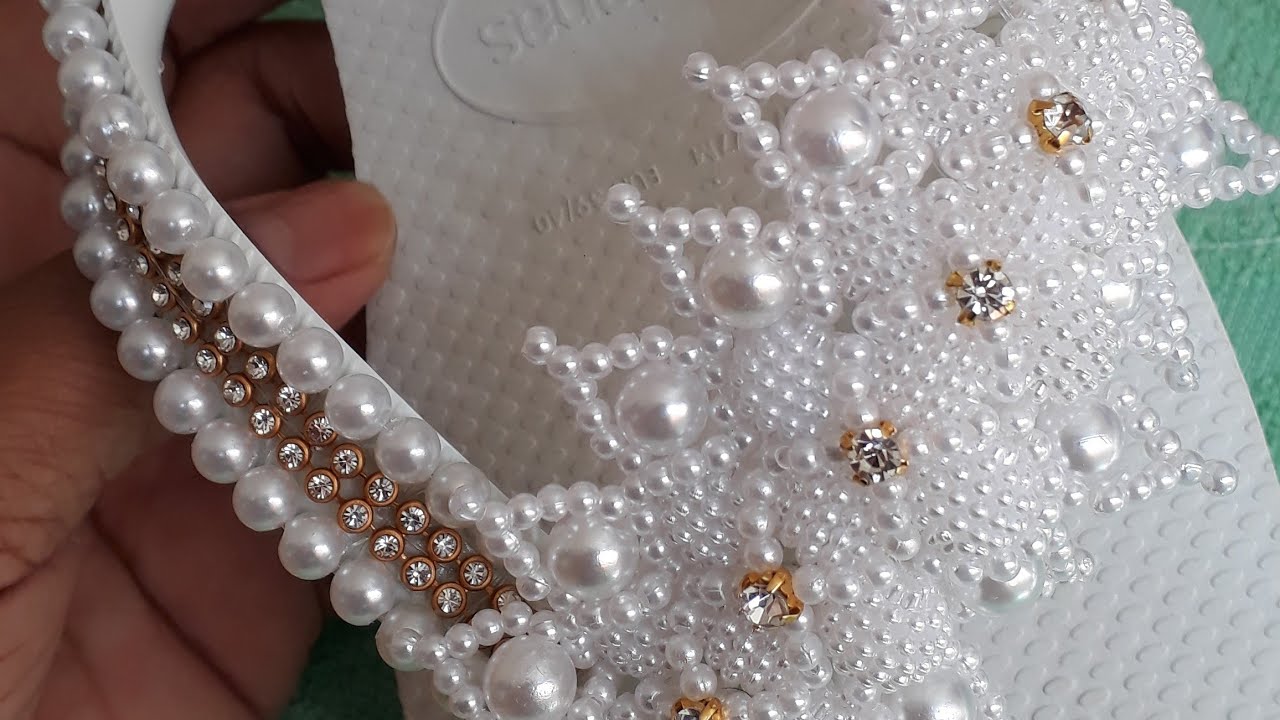 Cabedal de pérolas craqueladas