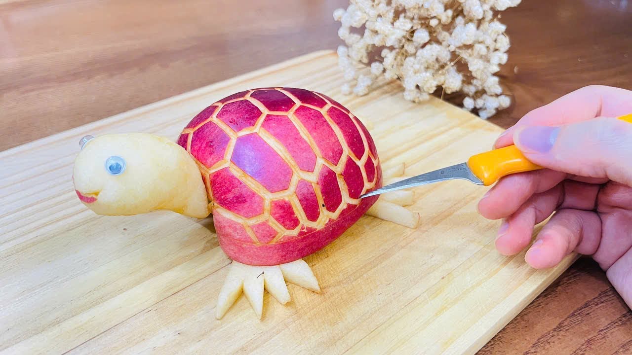 Aus einem Apfel entsteht eine ruhige Schildkröte – kreative Obstkunst zum Schnitzen & Dekorieren,