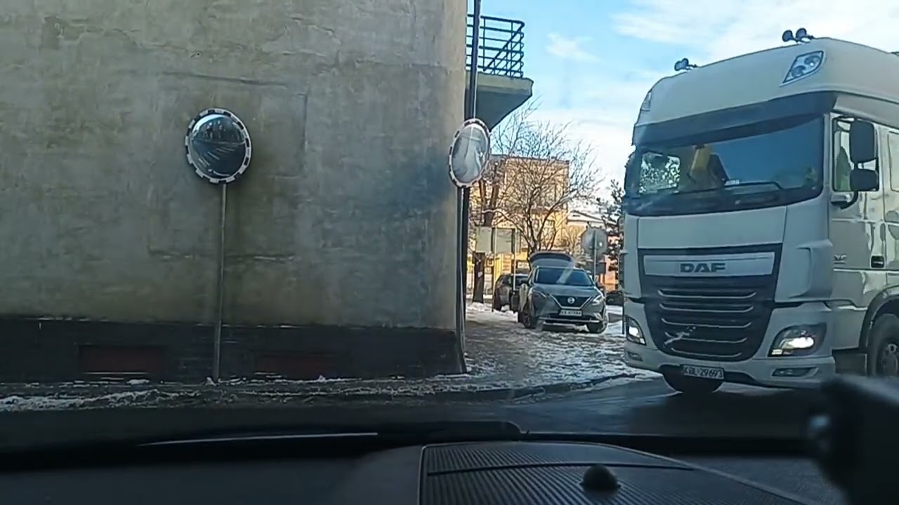 Przez Wolbrom w kierunku Szczekocin 