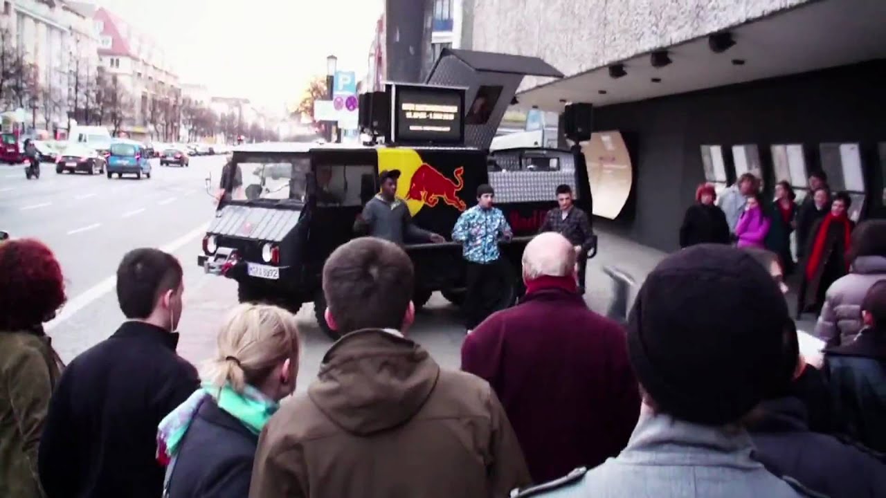 Red Bull Flying Bach General [HD]