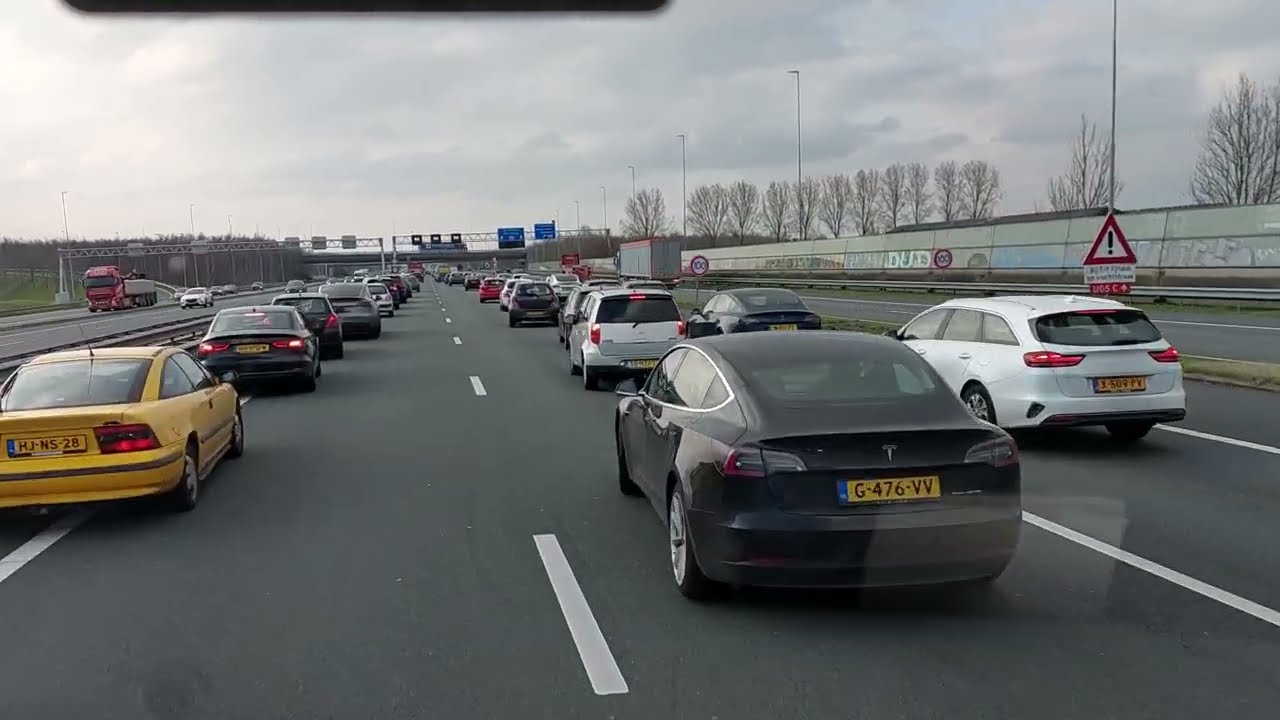 ic-ambulance MICU code3 spoedrit A1 Amsterdam umc naar Haarlem