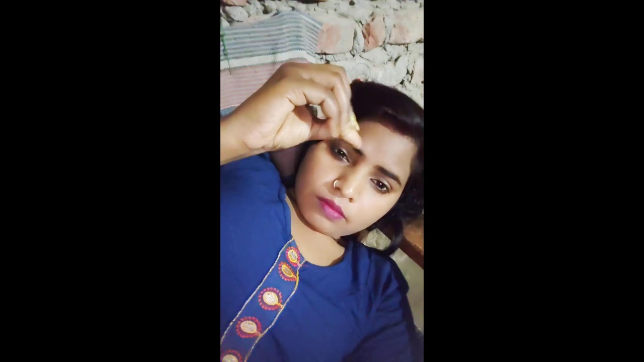 Aakanchha youtuber  is live