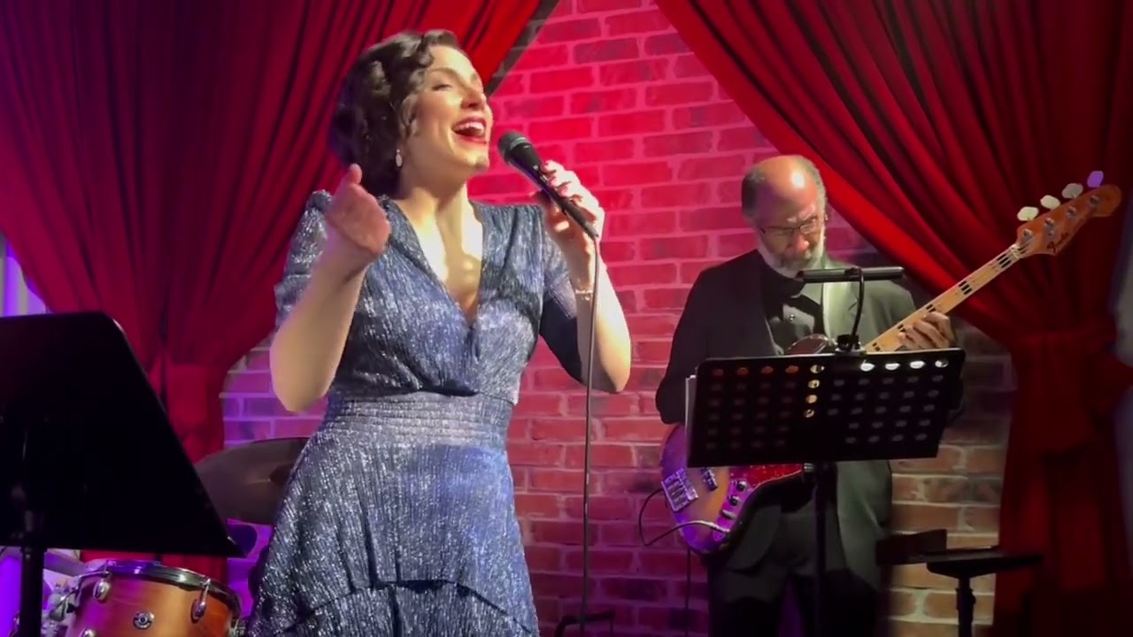 Comfort and Joy. A new Holiday Jazz Extravaganza from Vanessa Racci.