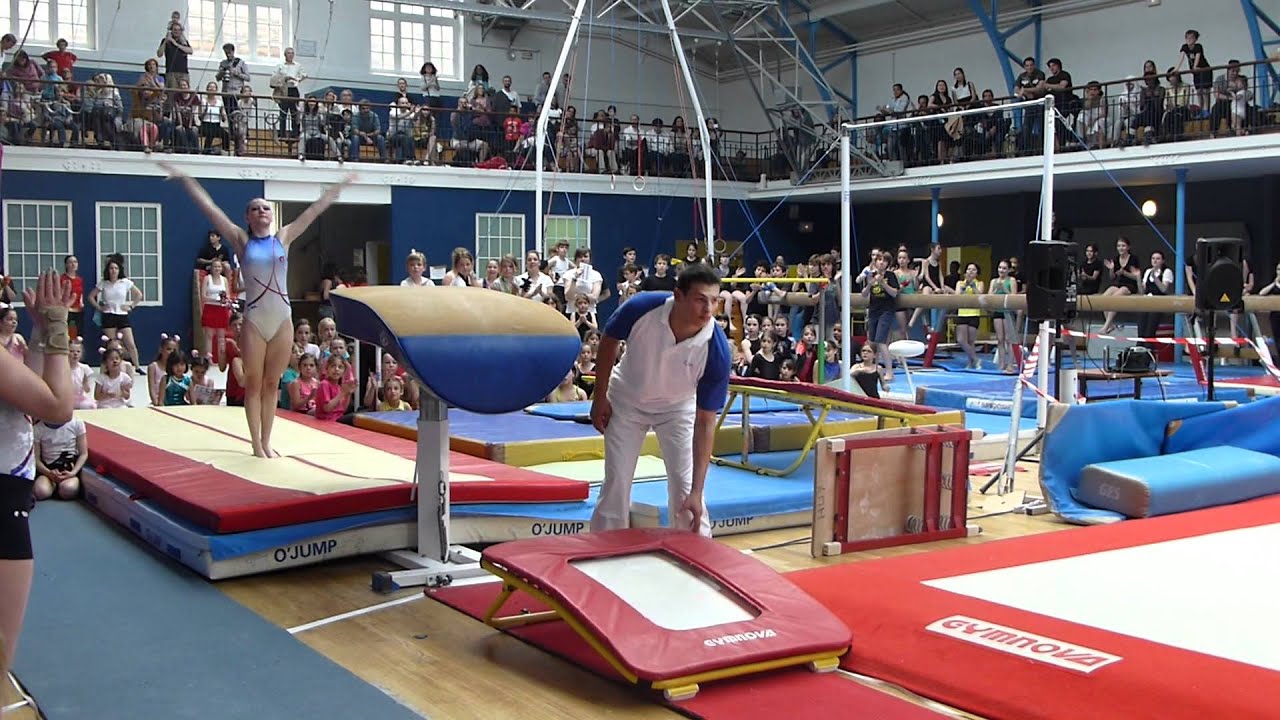 Evolution au saut - Gala En Avant de Paris 2012