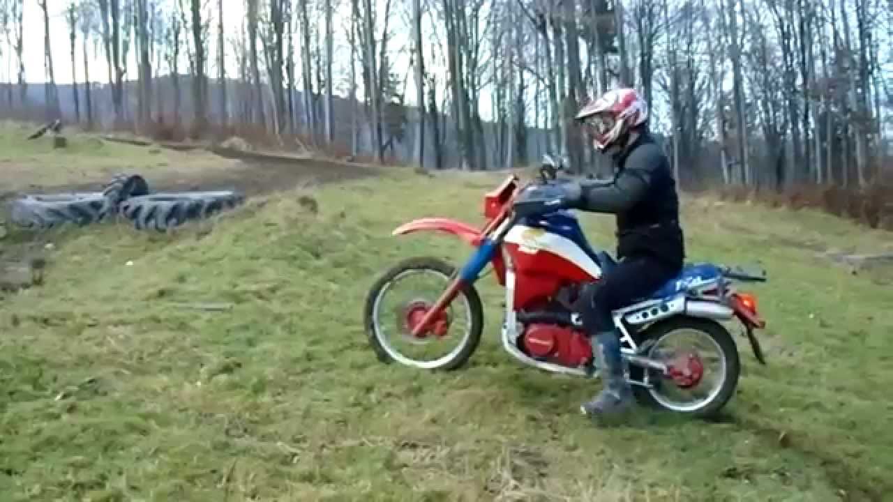 Honda XLV 750R na torze w Brennej (Beskidy)