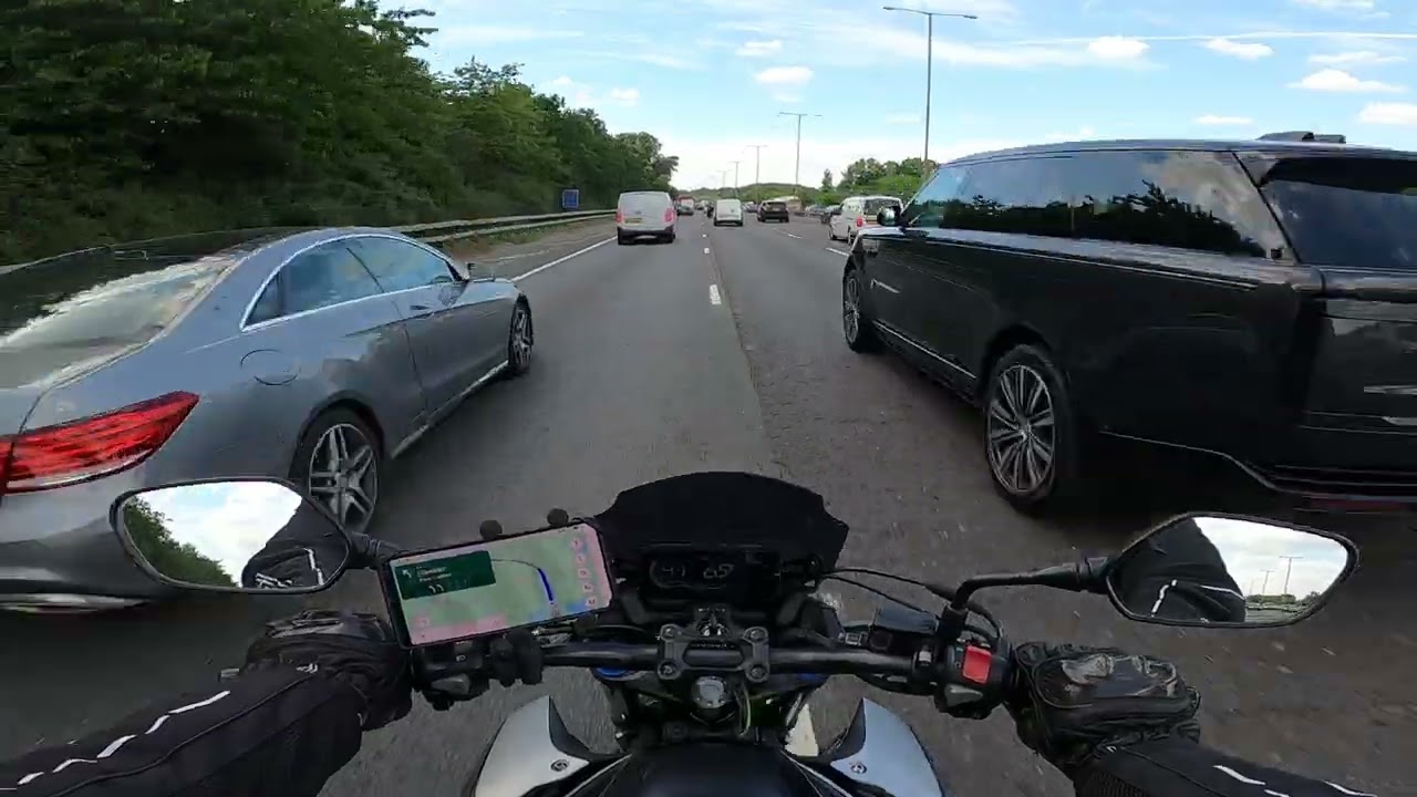 Motorway Madness on Honda CB500F w/ LeoVince Exhaust [POV+ASMR]