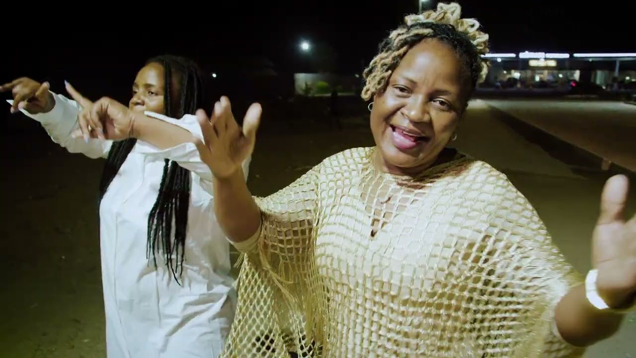 Mwari wee ( Mavis Max) 
