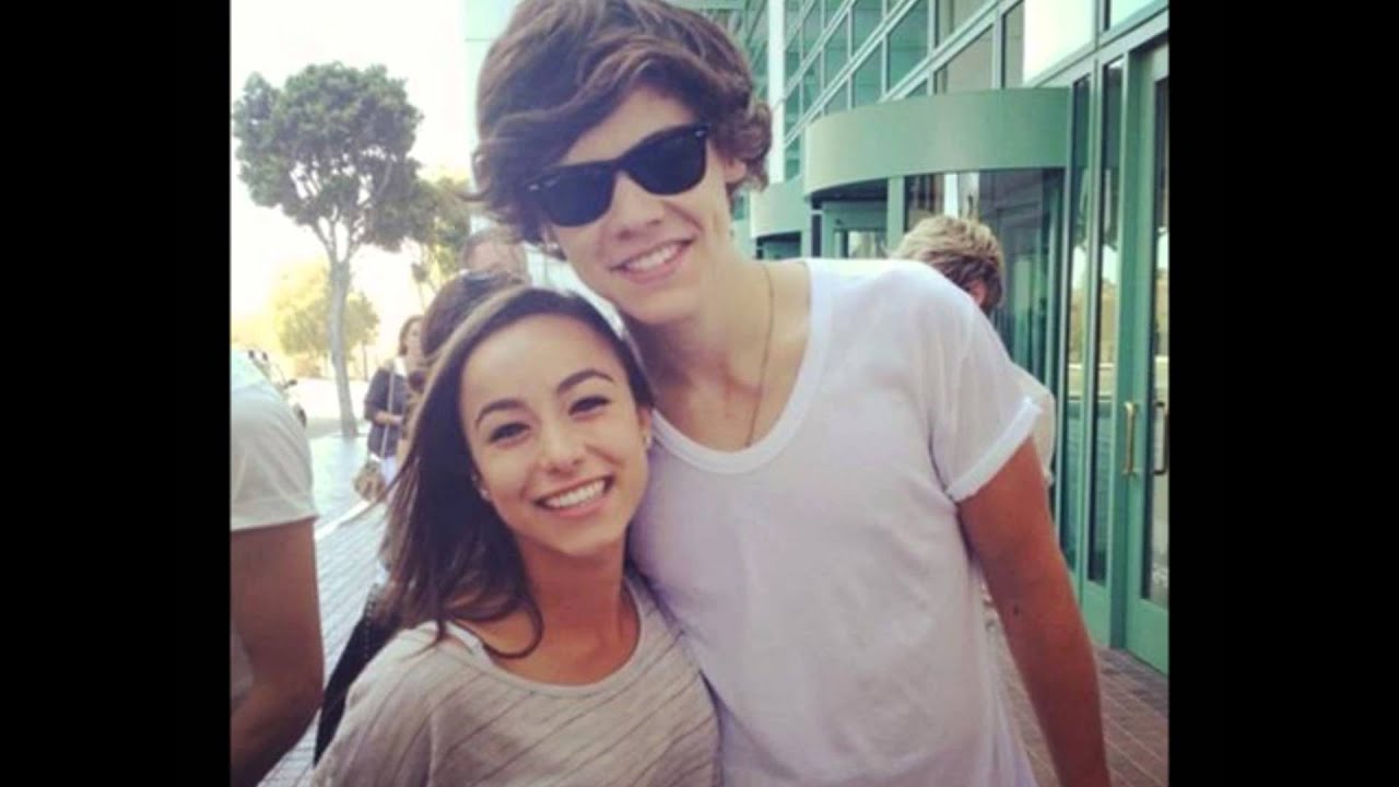 Harry Styles - Rare Pictures -  Forever Young