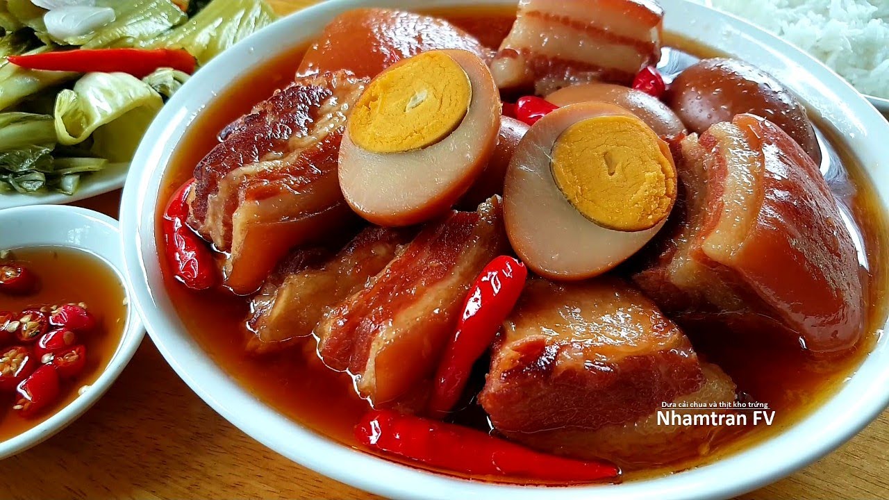 Cách làm DƯA CẢI CHUA THỊT KHO TRỨNG kho tàu hai món kết hợp vô cùng ngon cơm |Nhamtran FV