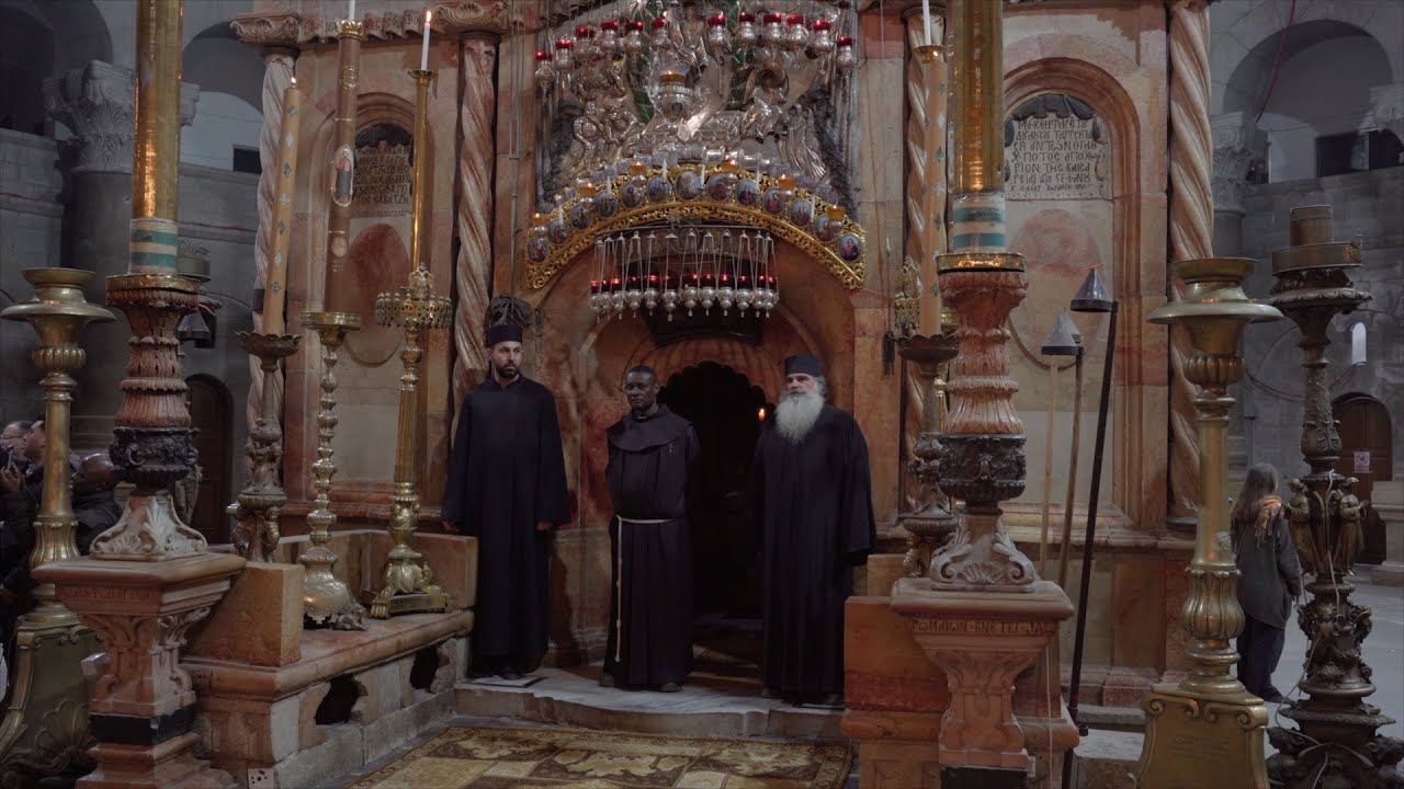 The Status Quo - Daily Procession to the Holy Sepulcher