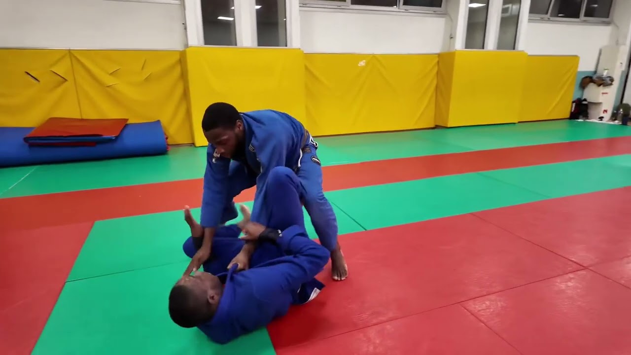 Randori commenté - Blanche VS Marron