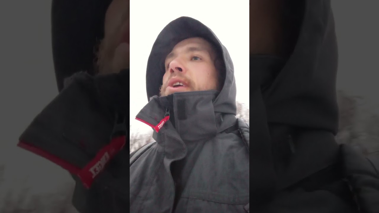 Акцент на понижении самооценки и непереносимость счастья у других в кармической среде.