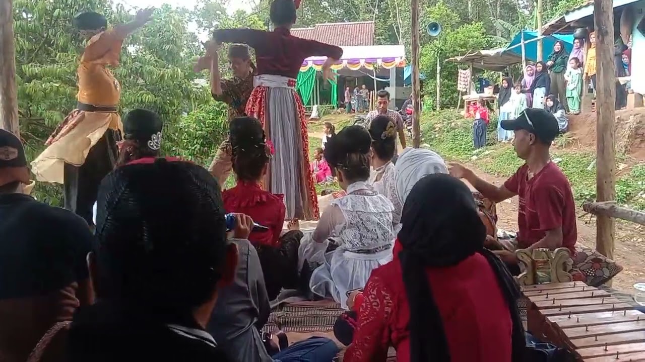 Jaipongan jambrut 