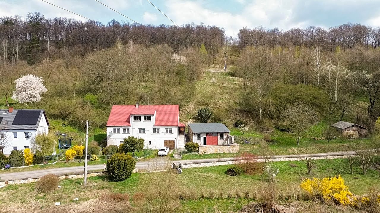 Dom przy rzece w Brunowie